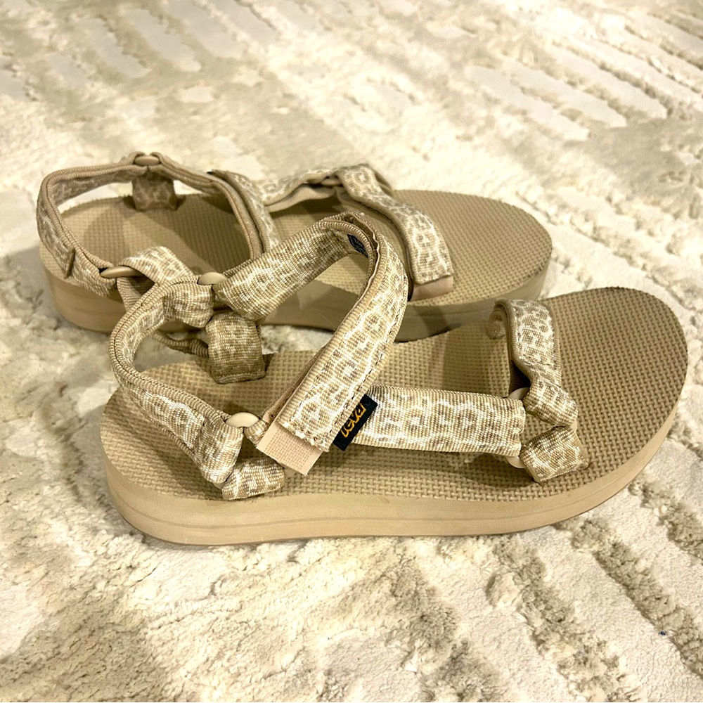 Teva midform universal